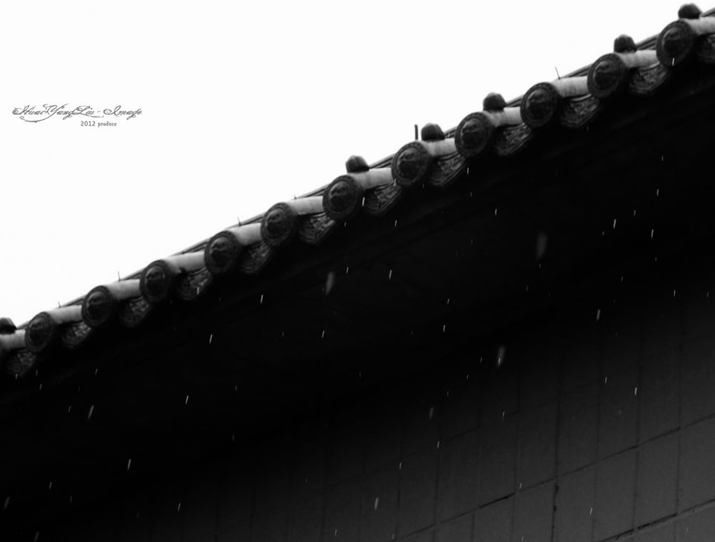 浙江温州雨夜的天空显得格外明朗-万荀网
